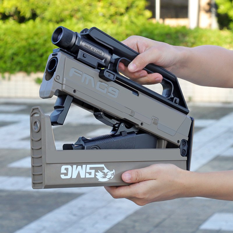 Fmg9 Folding Submachine Gun Manual Throwing Shell Soft Bullet Children Toy Gun - Image 2