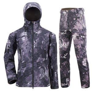 Camouflage padded jacket and pants suit