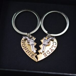 Bonnie Clyde left pistol love splice Lovers Necklace – Gold